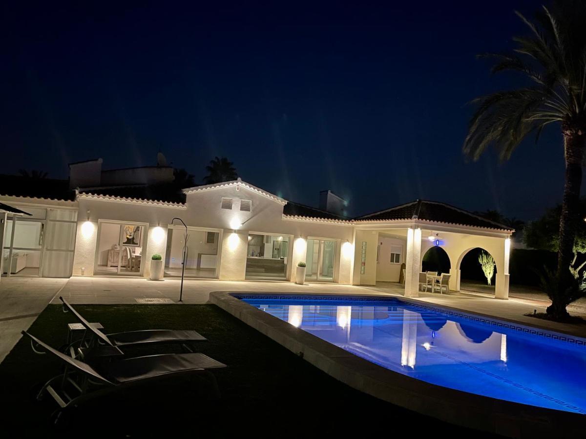 Villa Pyeranch Torrevieja Exteriör bild